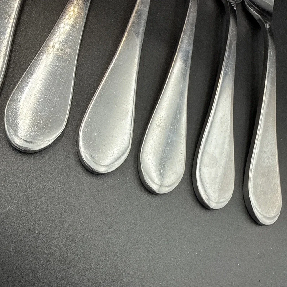 Oneida Icarus Stainless Flatware Dinner Forks Replacement Lot of 8